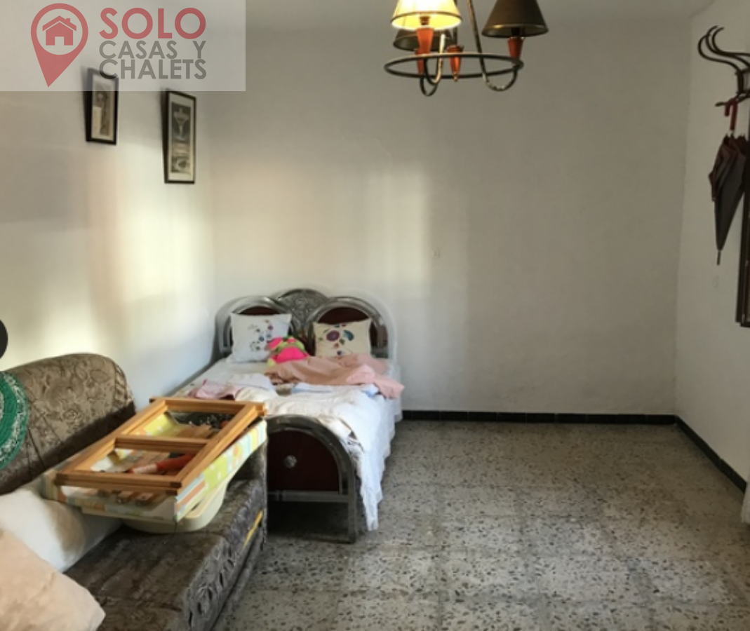 For sale of house in Córdoba