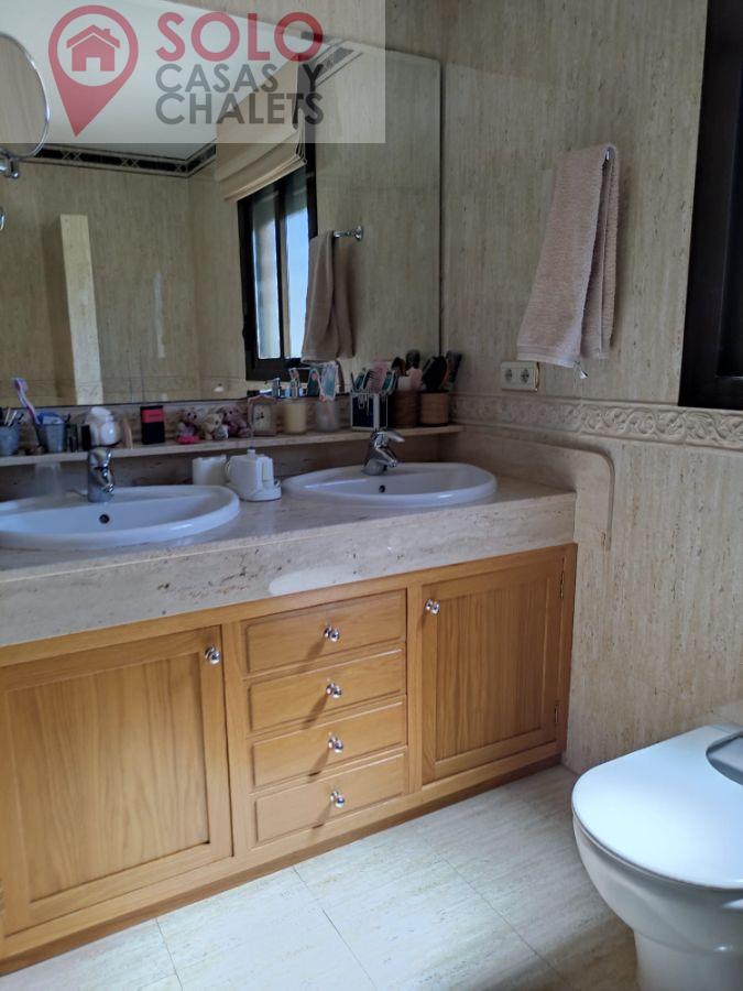 For sale of chalet in Córdoba