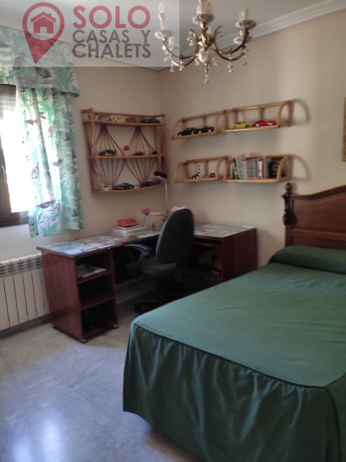 For sale of chalet in Córdoba