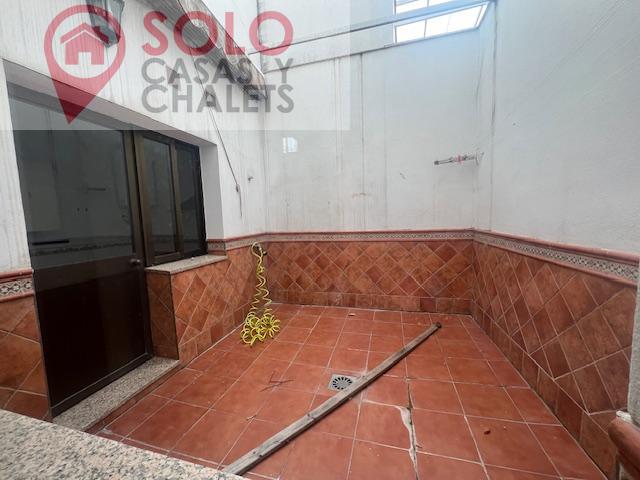 For sale of house in Córdoba