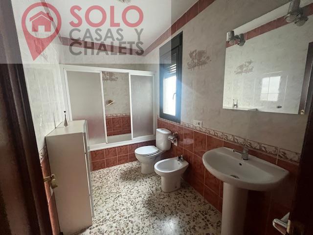 For sale of house in Córdoba