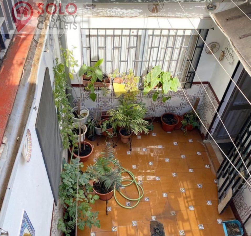 For sale of house in Córdoba