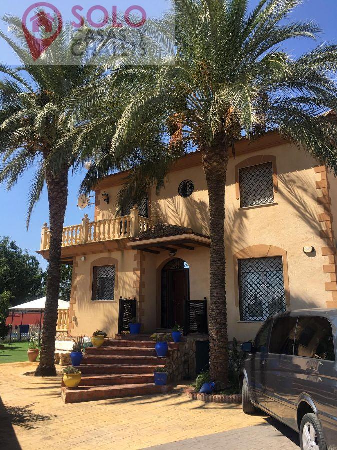 For sale of chalet in Córdoba