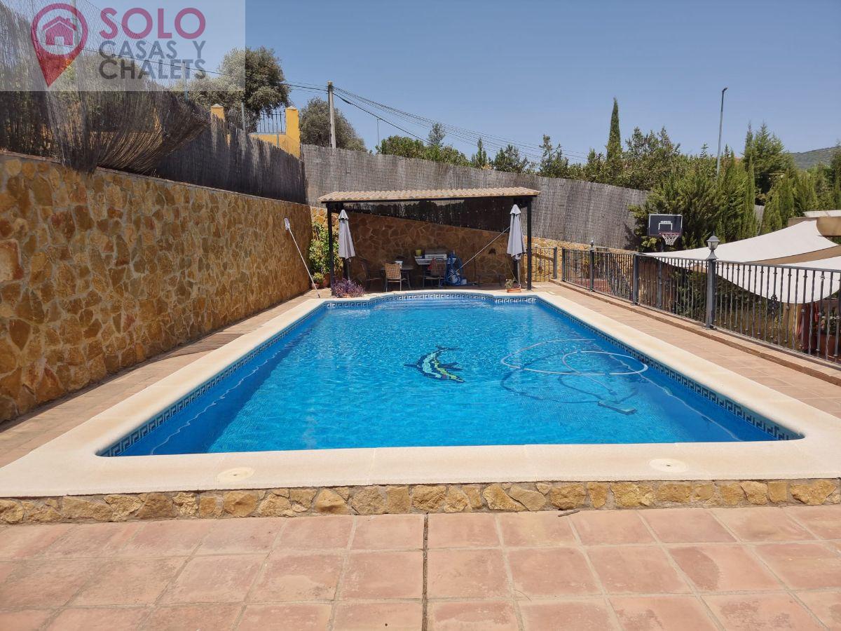 For sale of chalet in Córdoba