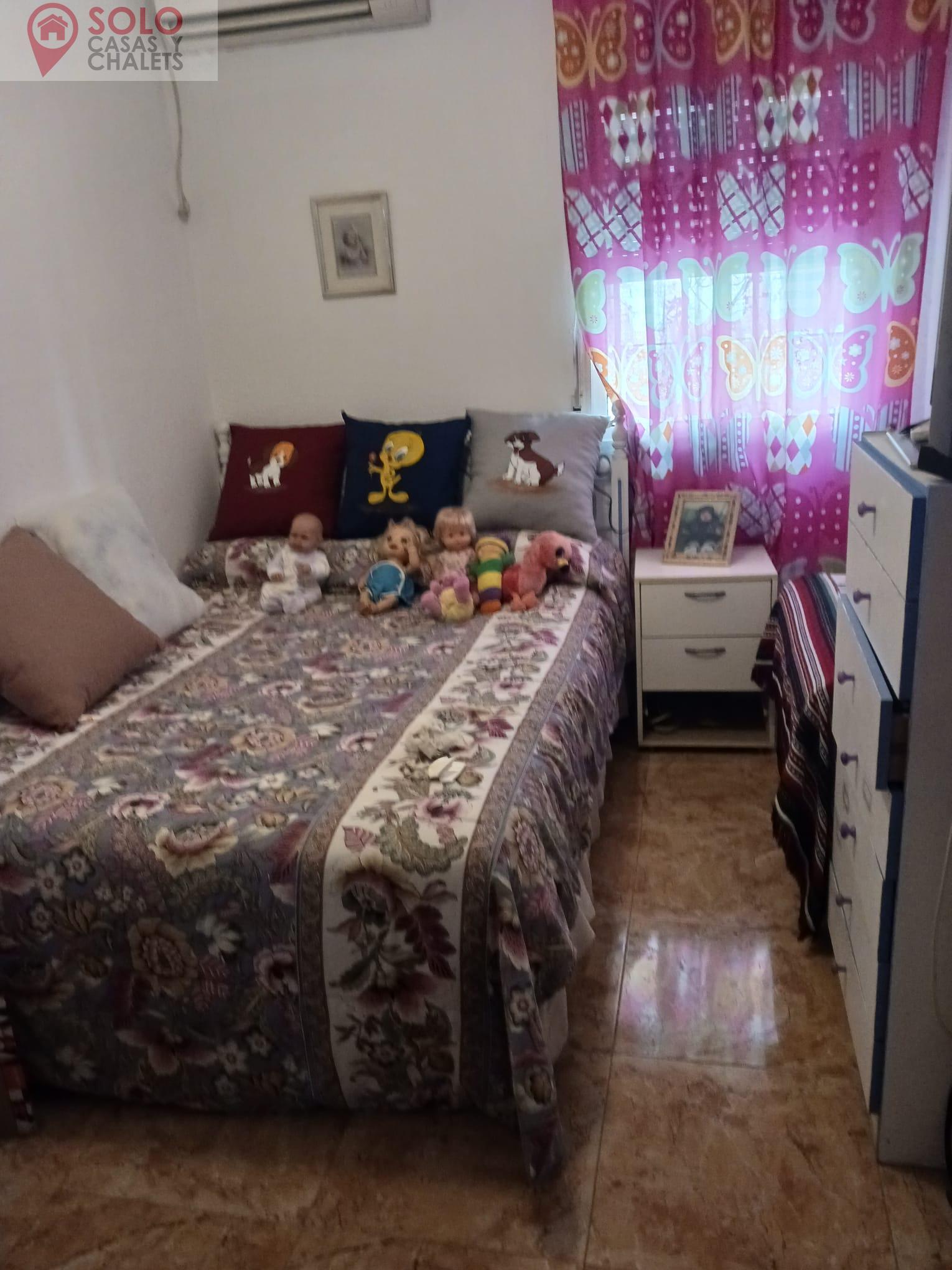 For sale of house in Córdoba