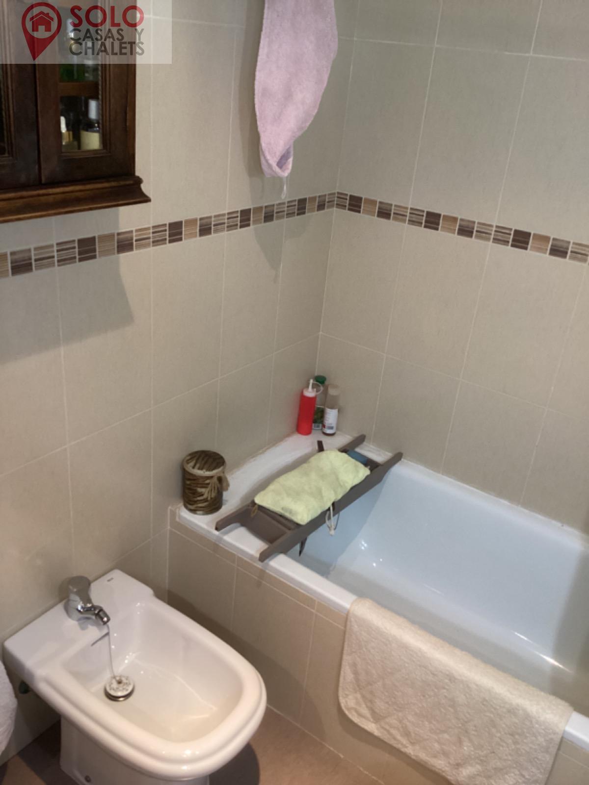 For sale of house in Córdoba