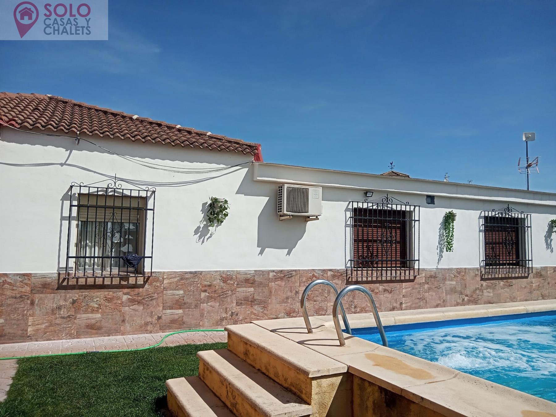 For sale of house in Córdoba