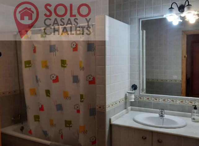 For sale of chalet in Córdoba