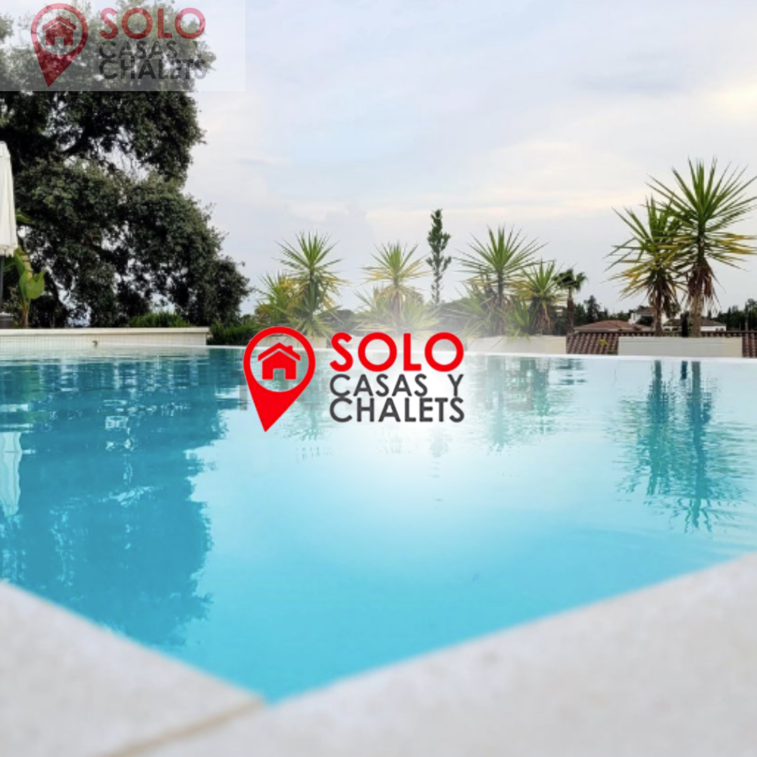 For sale of chalet in Córdoba