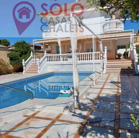 For sale of chalet in Córdoba