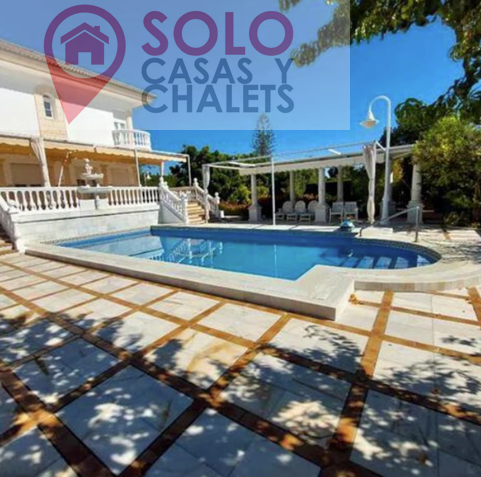 For sale of chalet in Córdoba