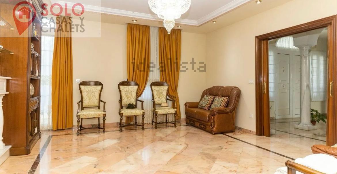 For sale of chalet in Córdoba