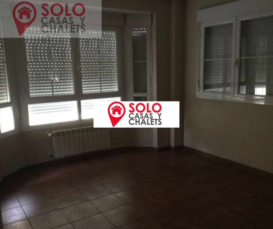 For sale of chalet in Córdoba