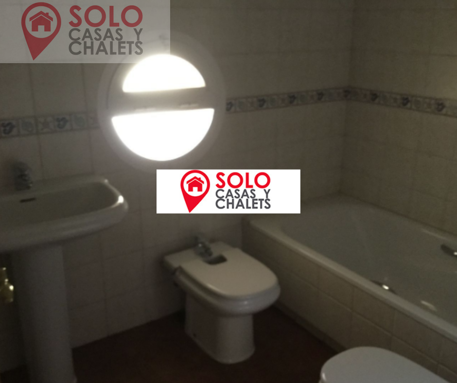 For sale of chalet in Córdoba