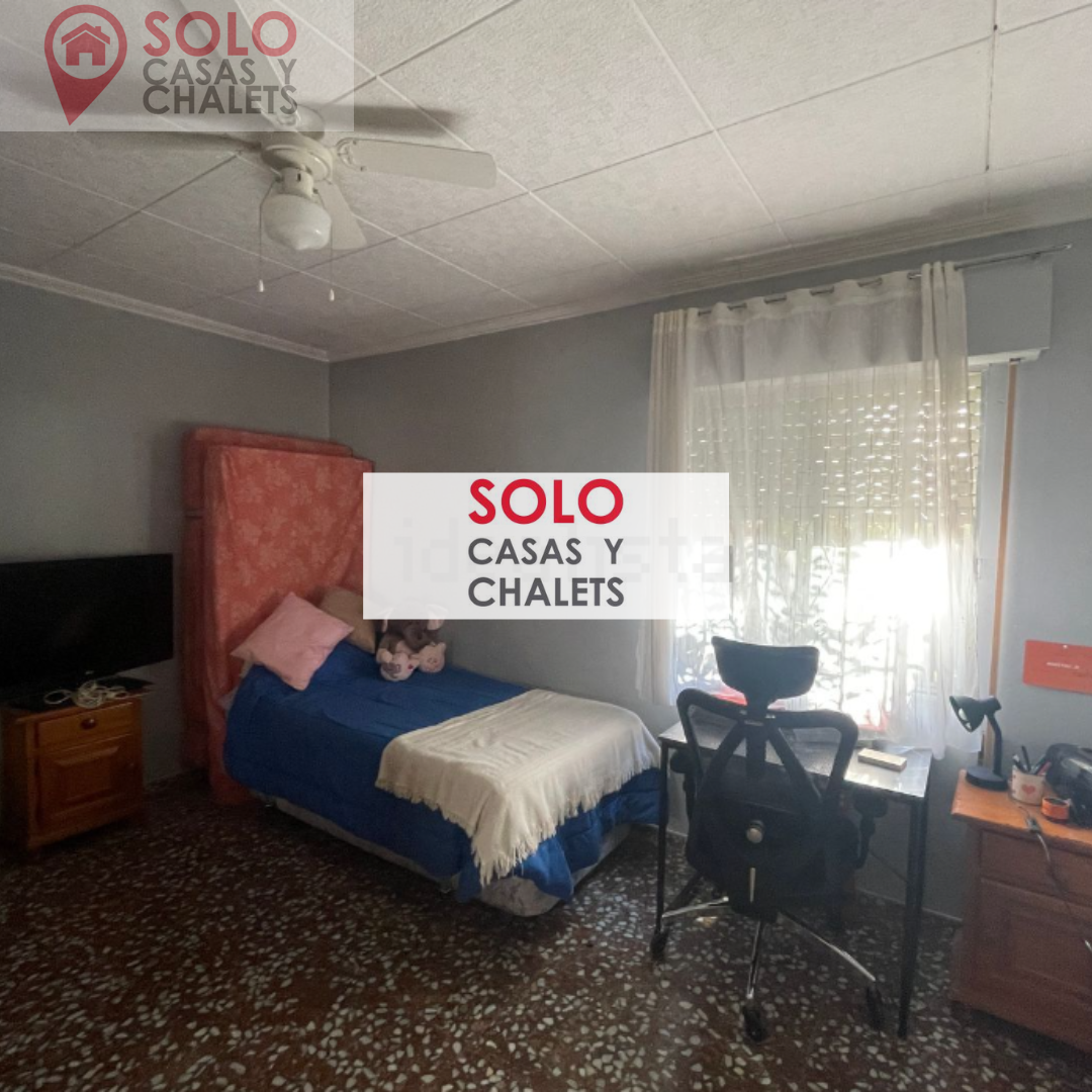For sale of house in Córdoba