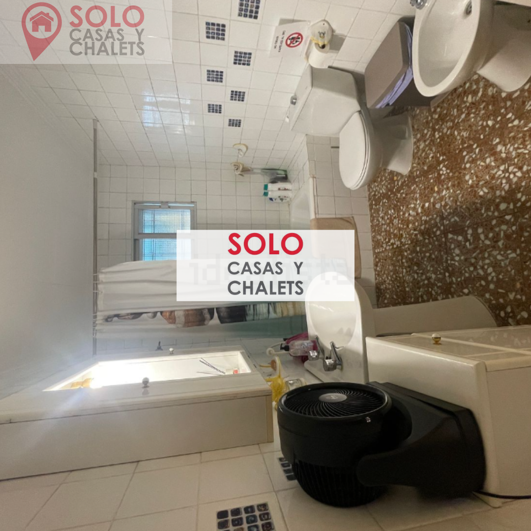 For sale of house in Córdoba