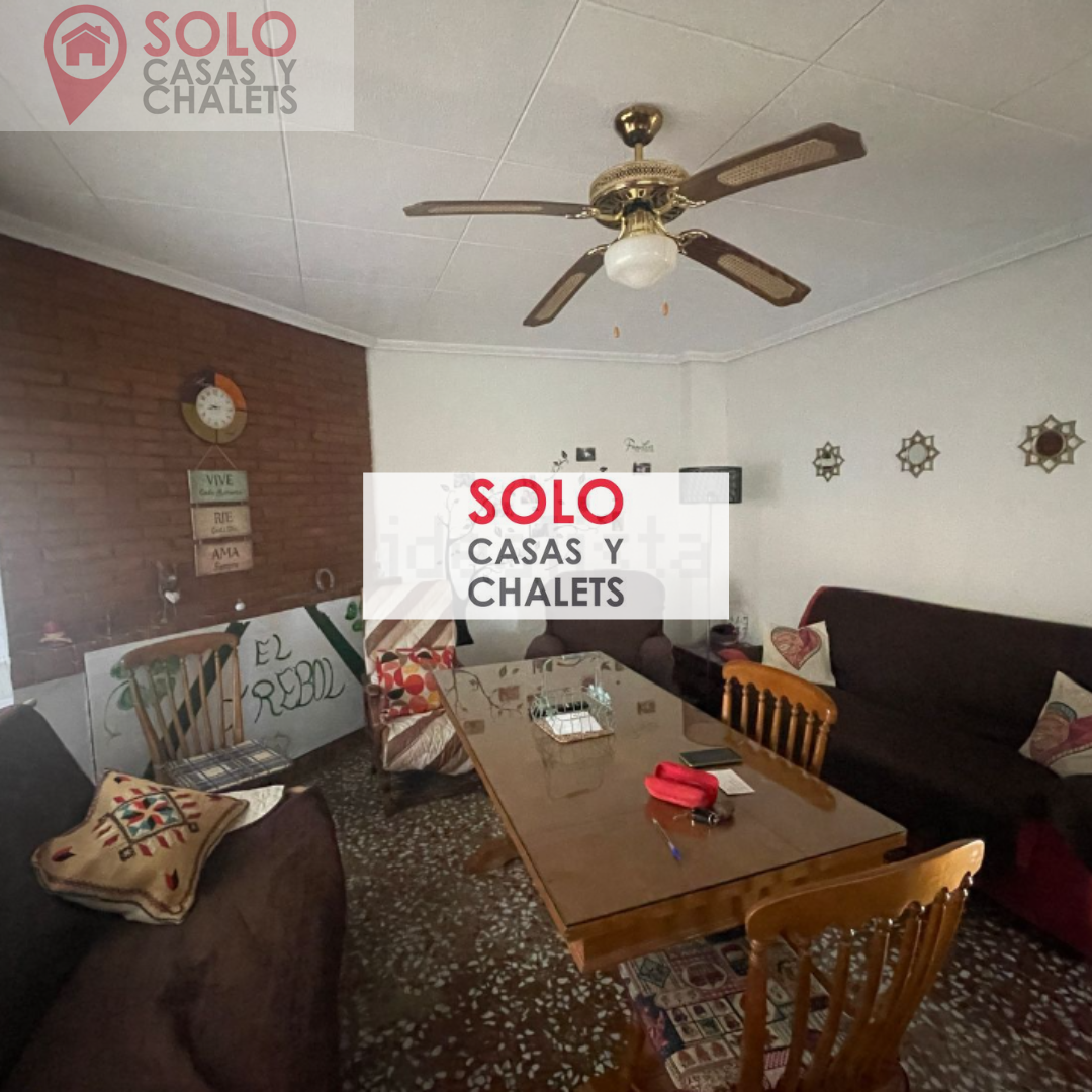 For sale of house in Córdoba