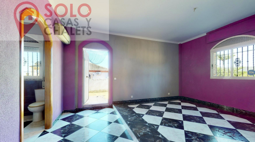 For sale of chalet in Córdoba
