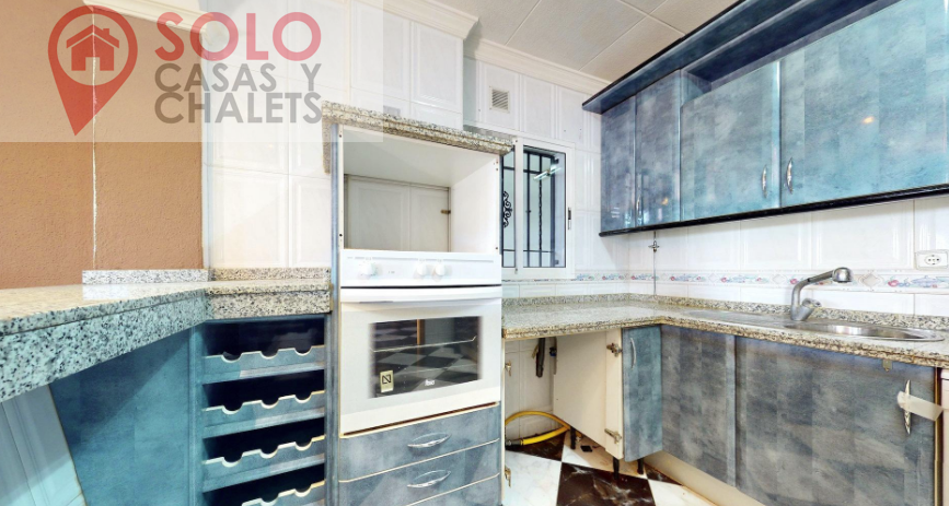 For sale of chalet in Córdoba