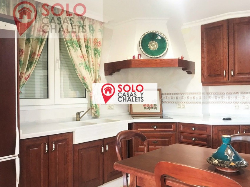 For sale of chalet in Córdoba