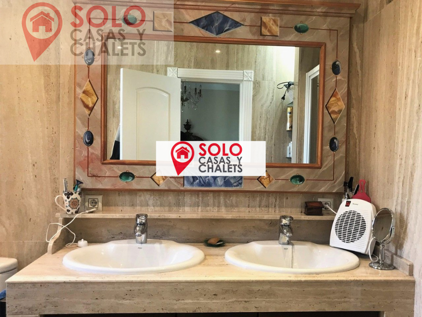 For sale of chalet in Córdoba