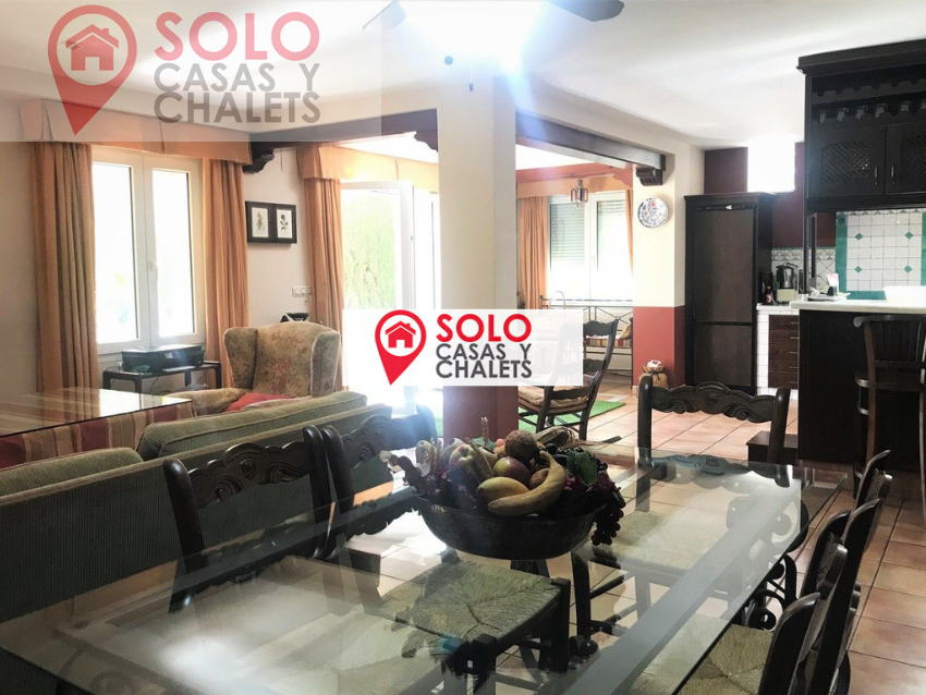 For sale of chalet in Córdoba