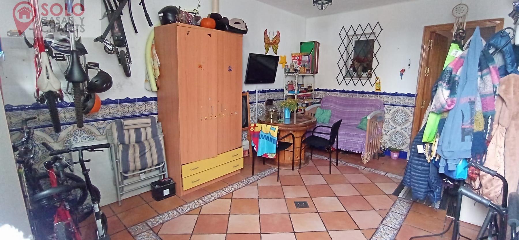 For sale of house in Córdoba