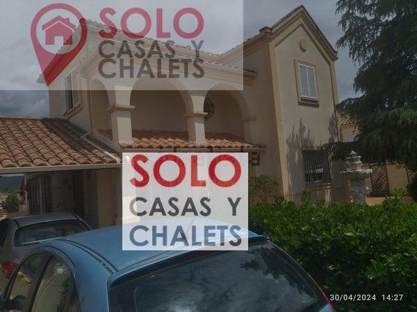 For sale of house in Córdoba