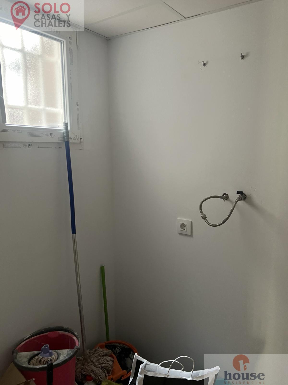 For sale of flat in Córdoba