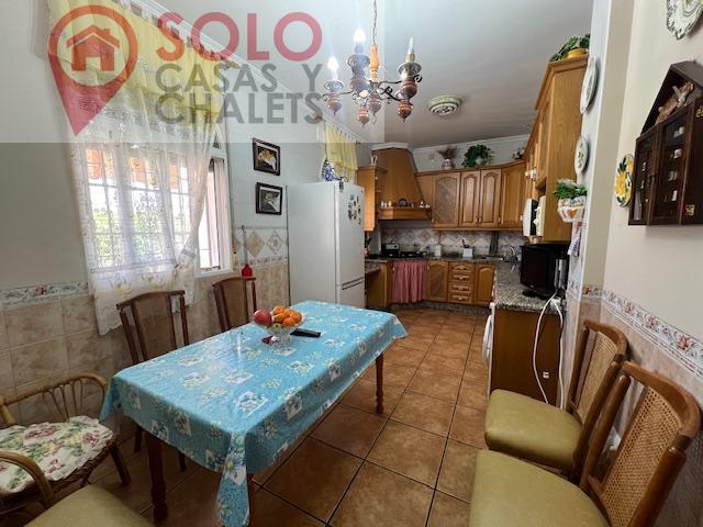 For sale of chalet in Córdoba