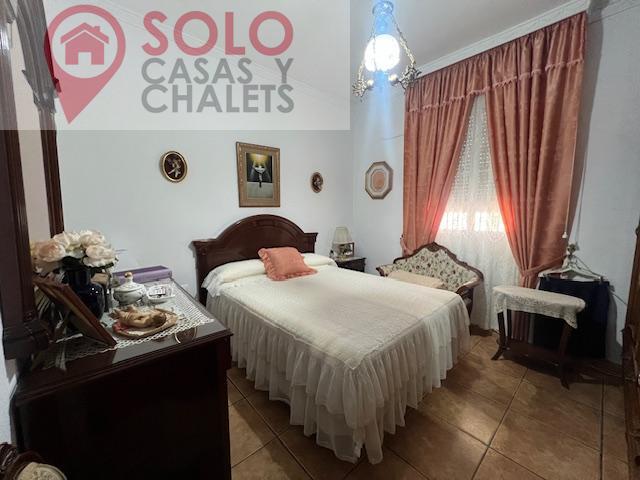For sale of chalet in Córdoba