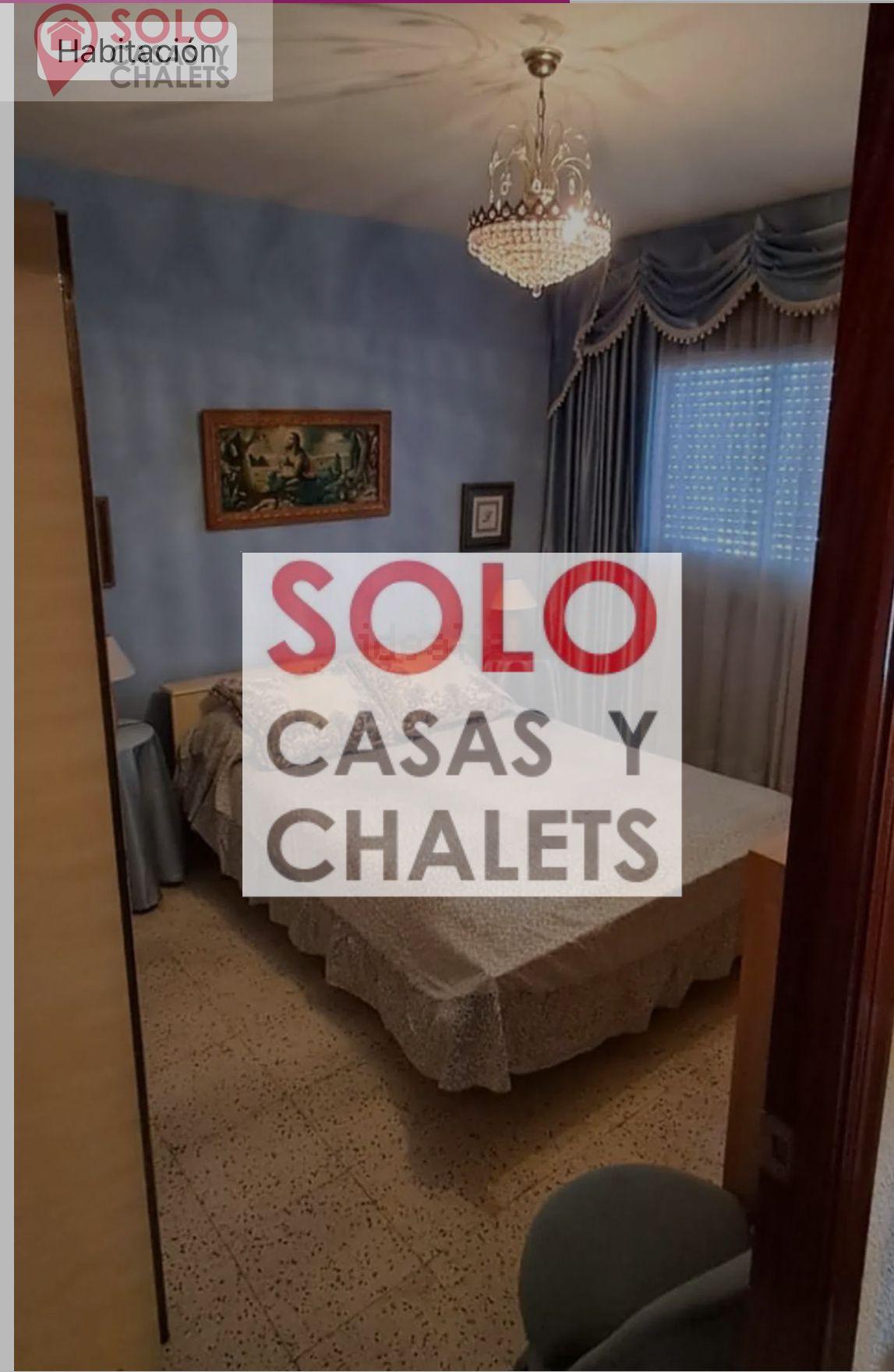 For sale of flat in Córdoba