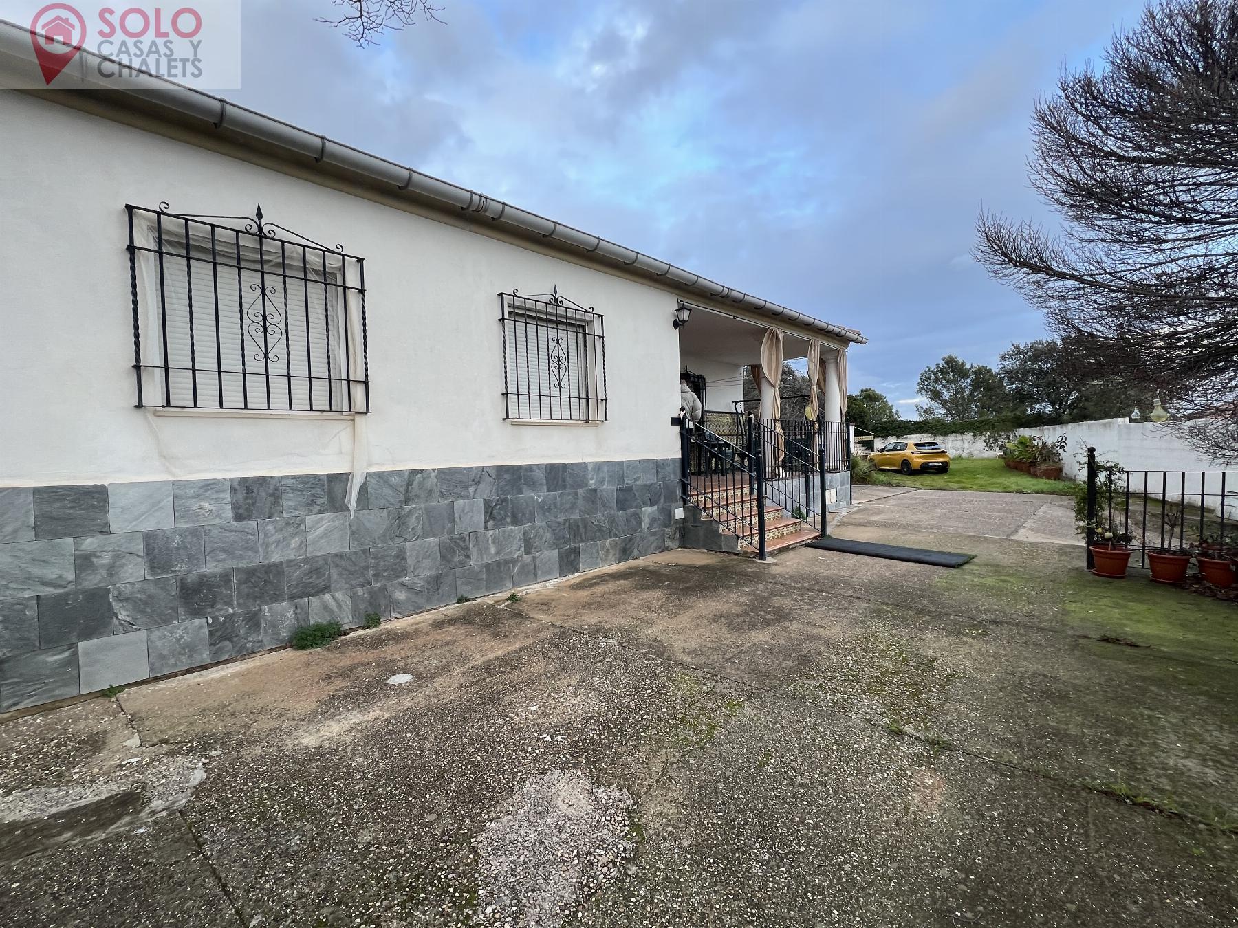 For sale of house in Almodóvar del Río
