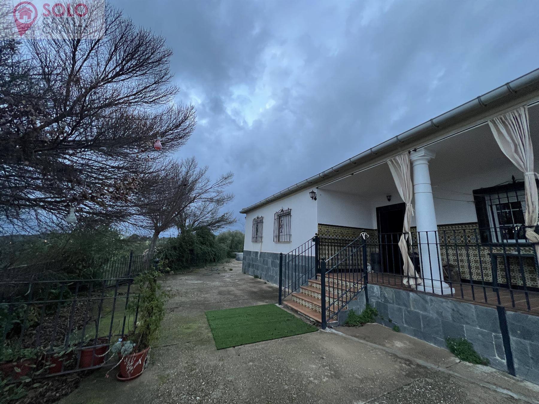 For sale of house in Almodóvar del Río