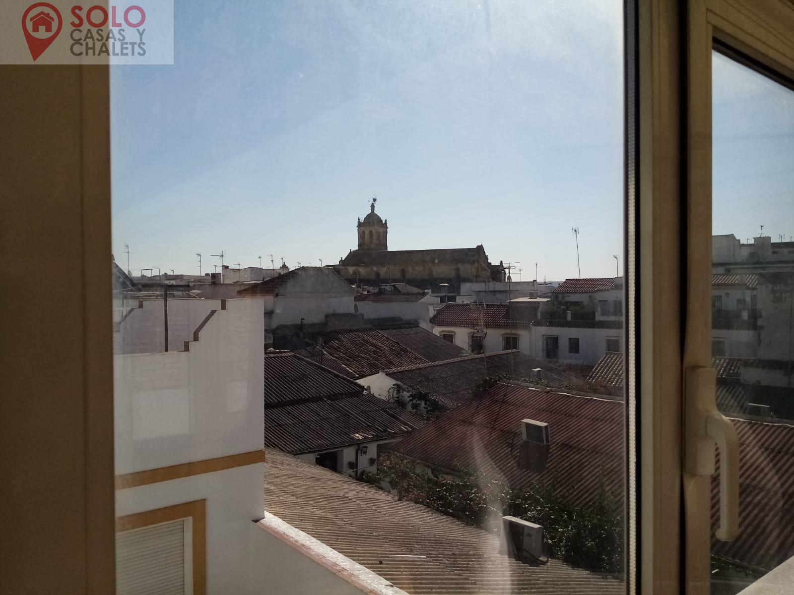 For sale of house in Córdoba