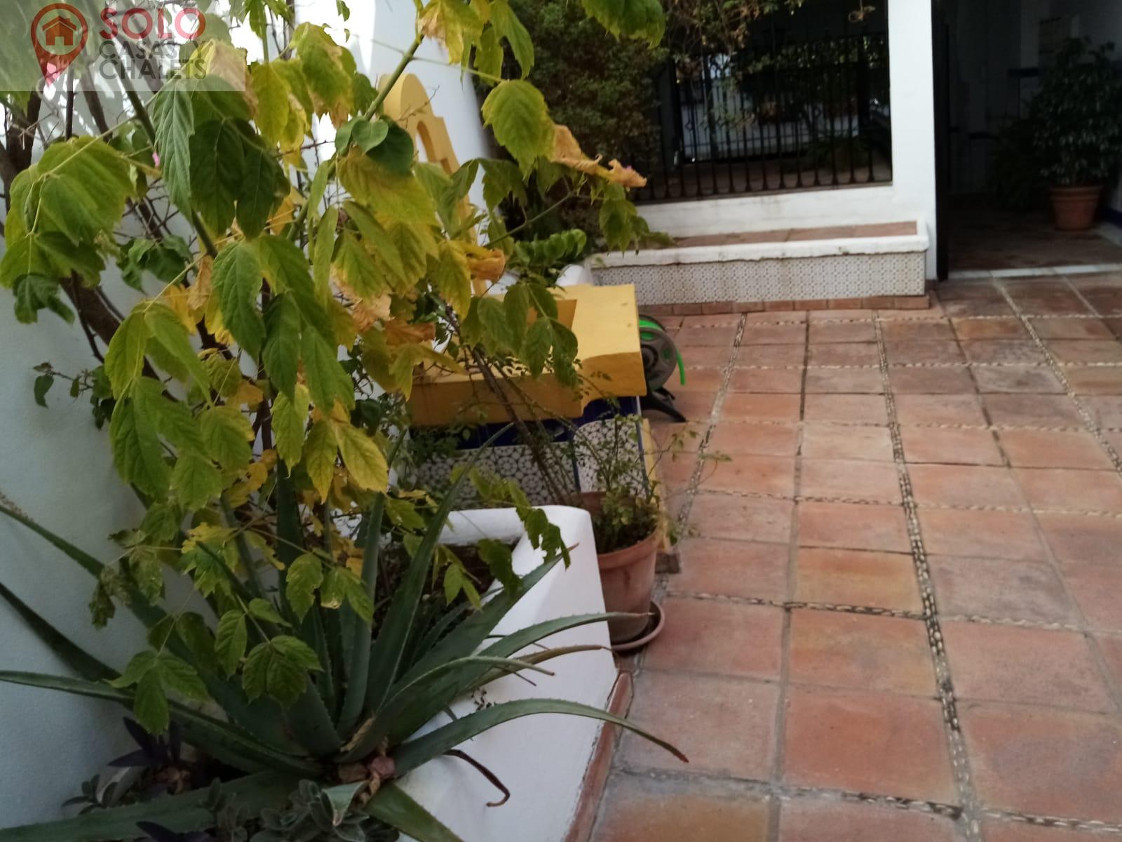 For sale of house in Córdoba