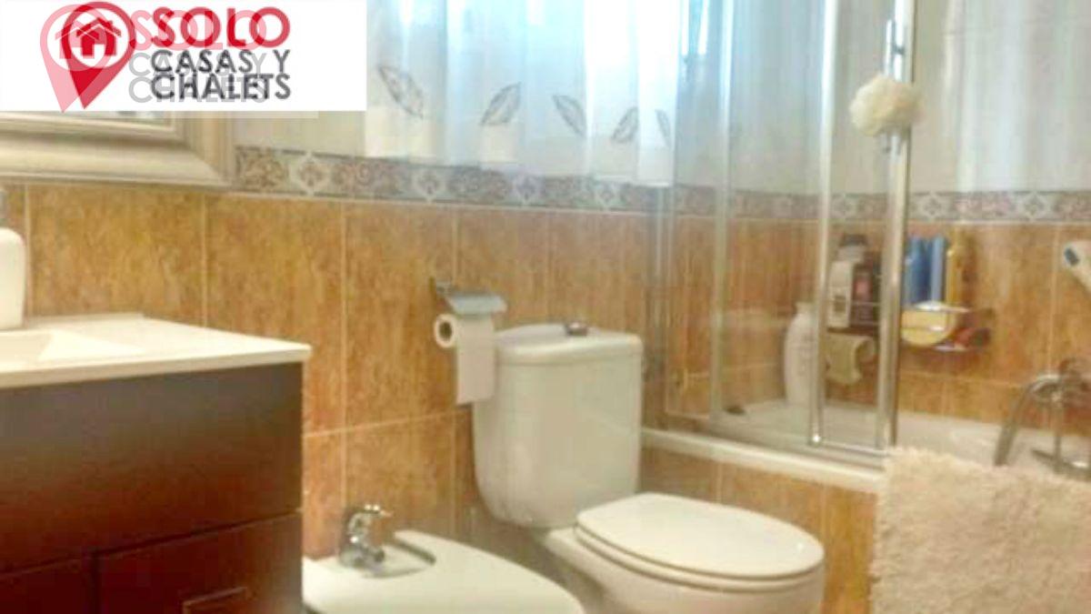 For sale of house in Córdoba