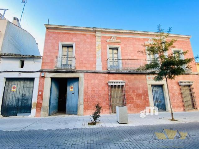 Venta de casa en Don Benito