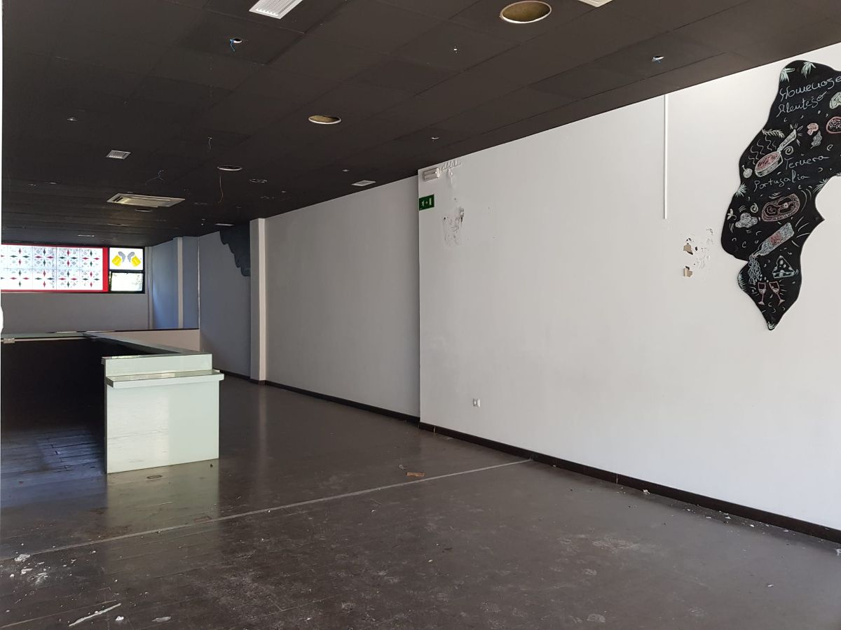 Venta de local en Badajoz