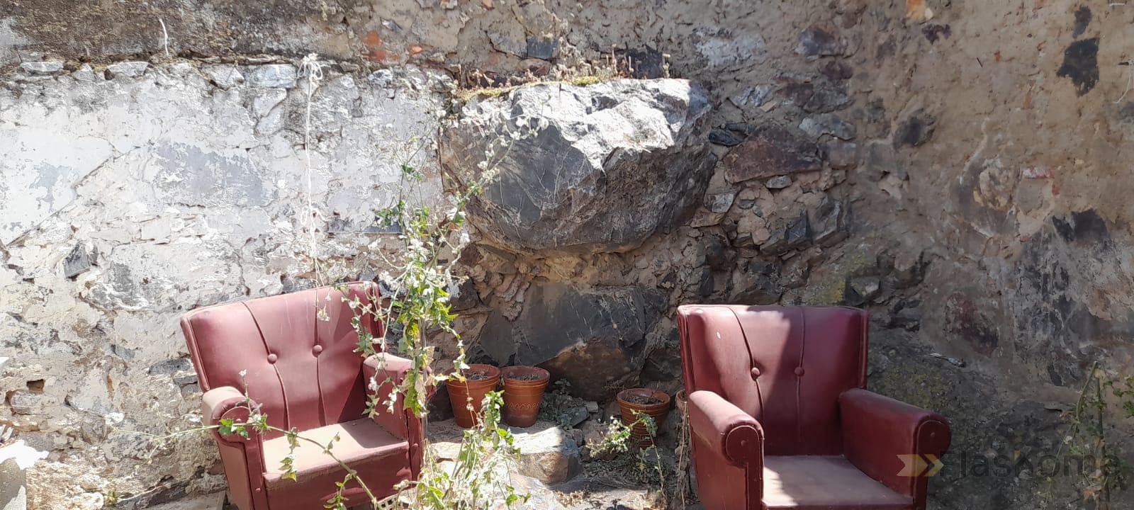 For sale of house in Magacela