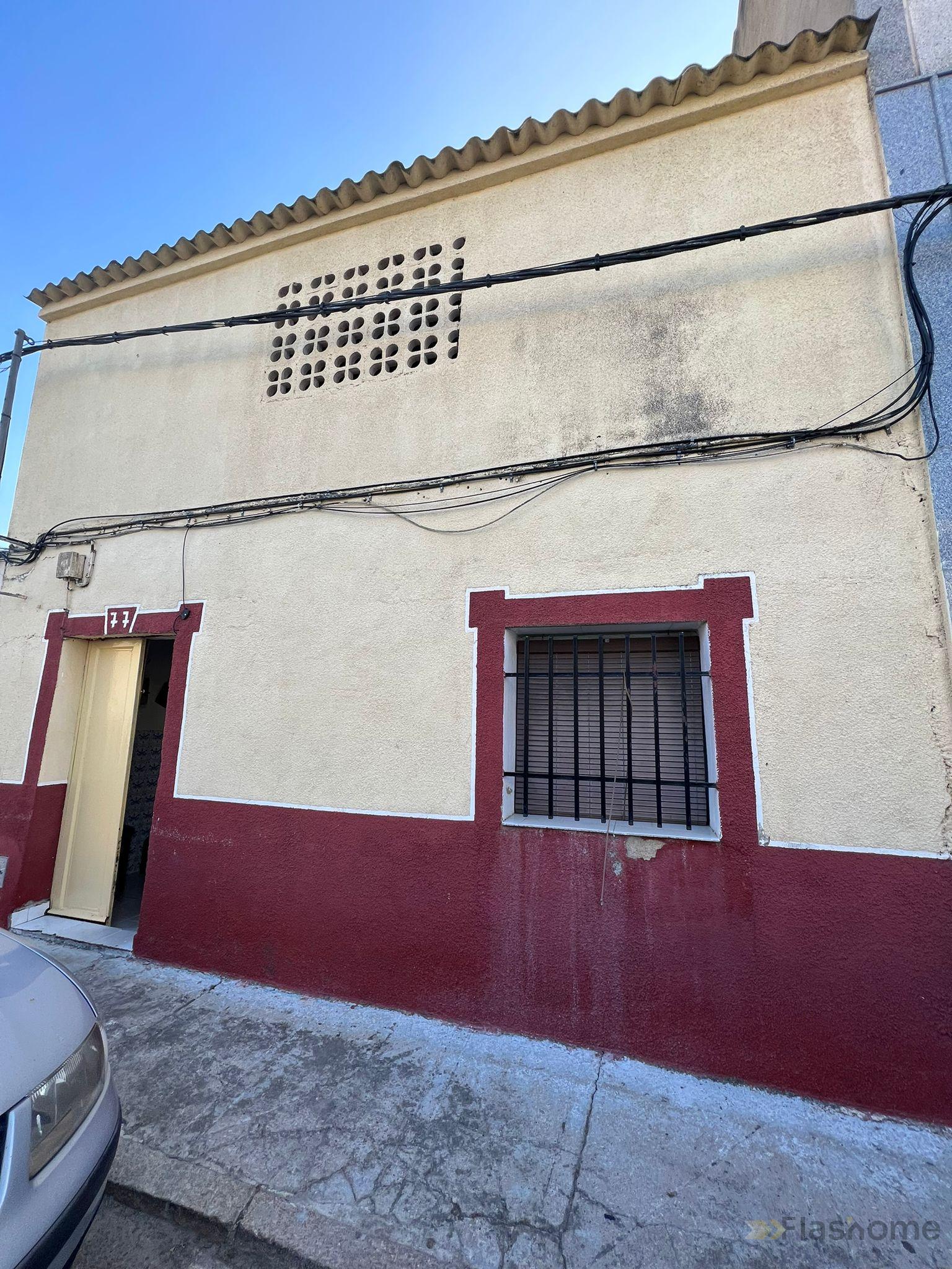 For sale of house in Santa Amalia