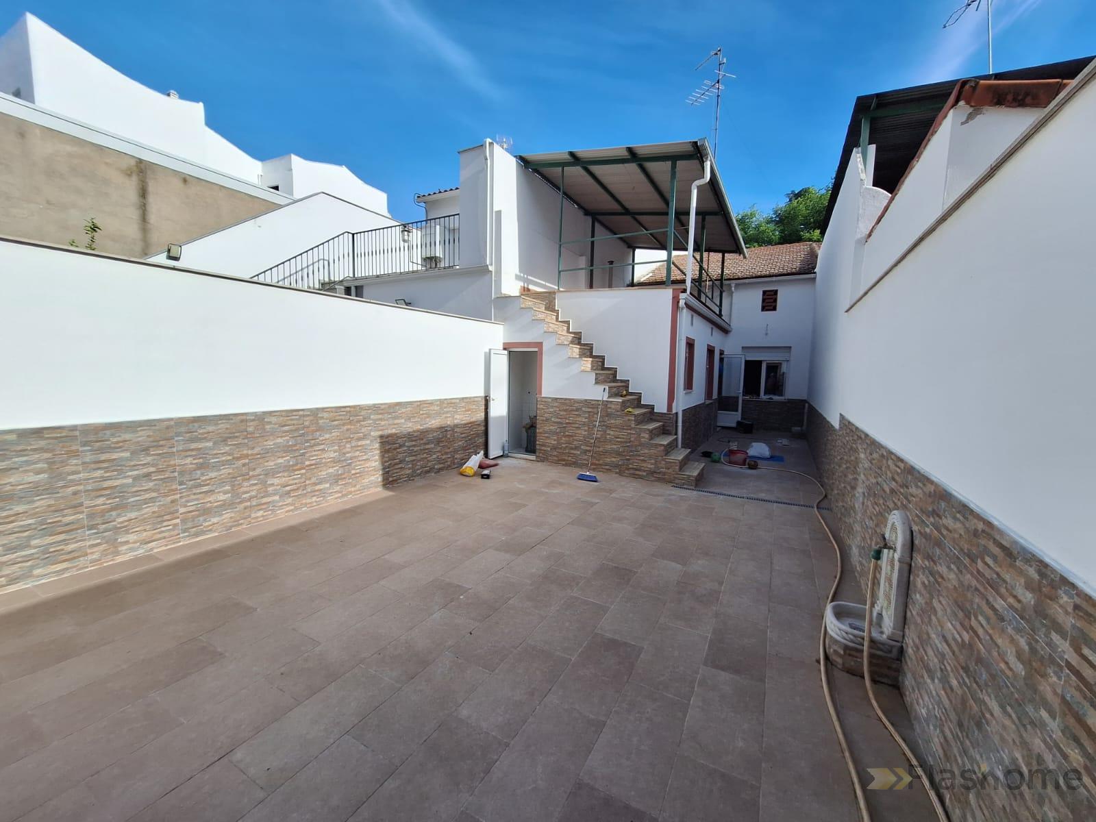 For sale of house in Don Benito