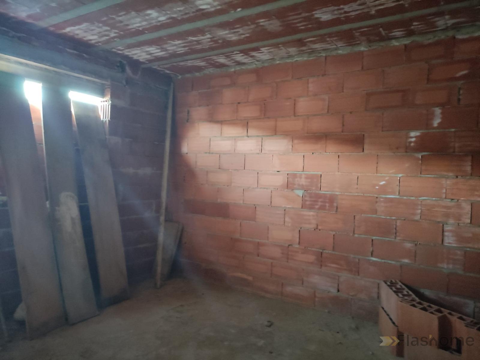 For sale of house in La Coronada