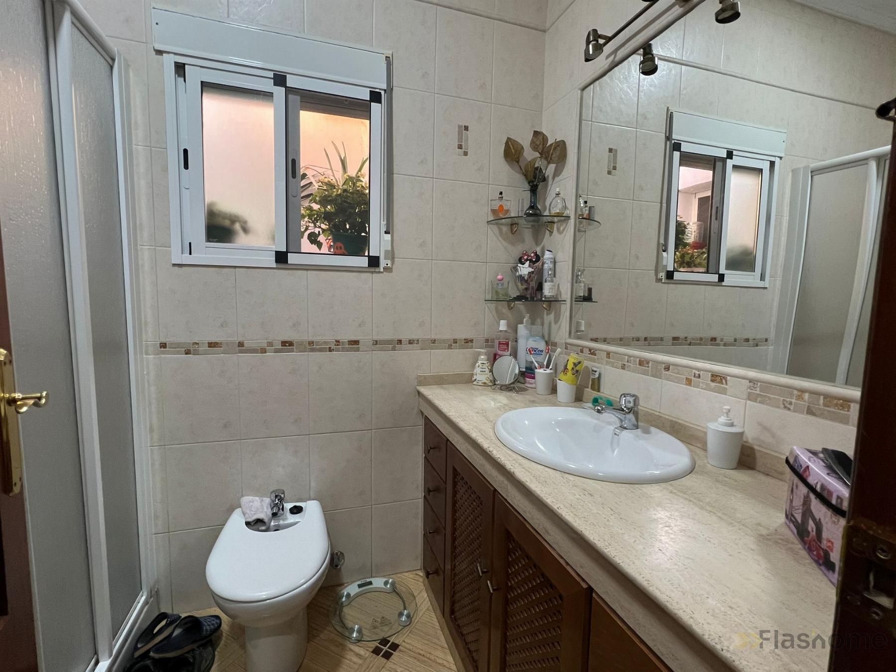 For sale of duplex in Santa Amalia