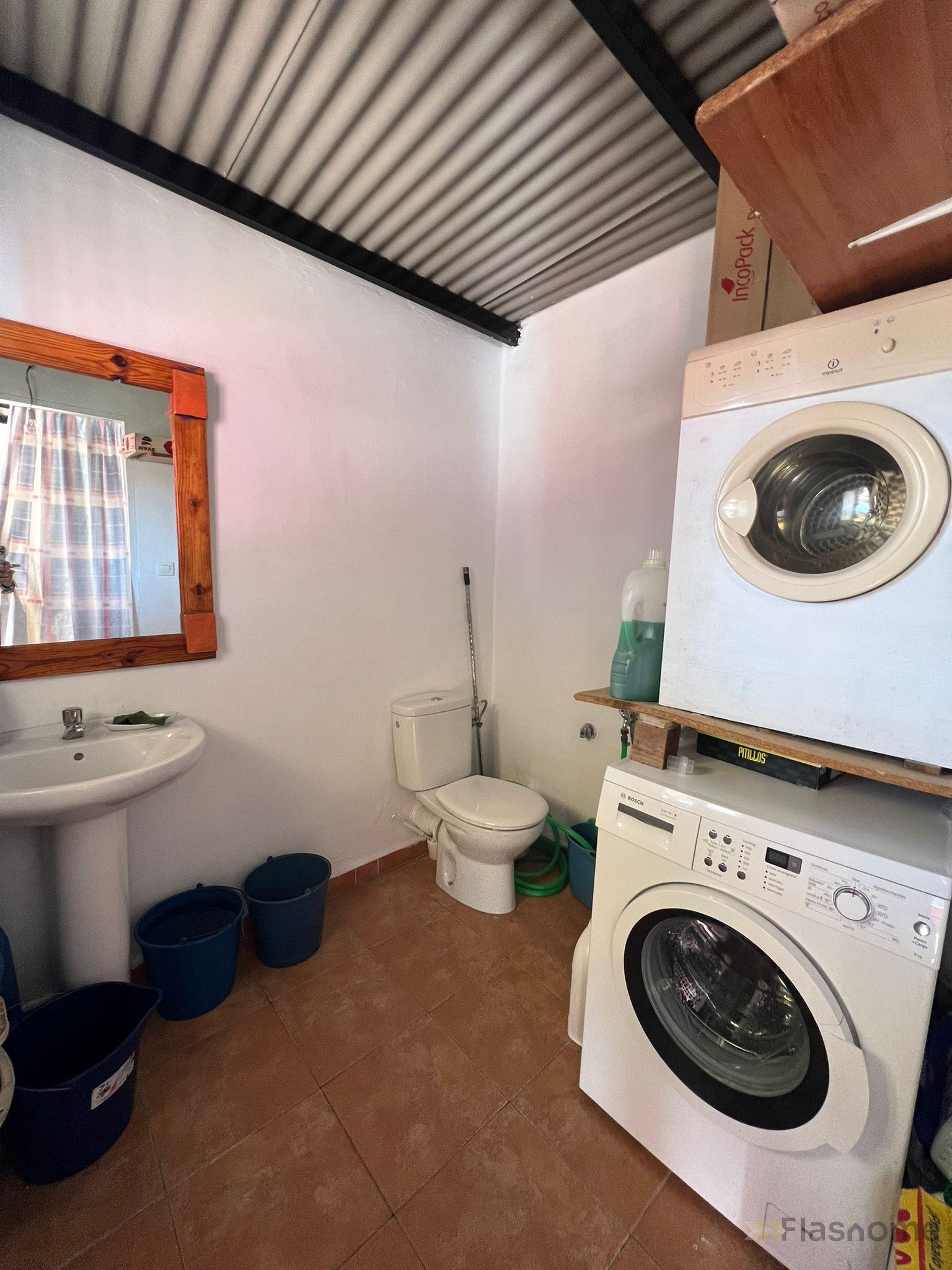 For sale of duplex in Santa Amalia