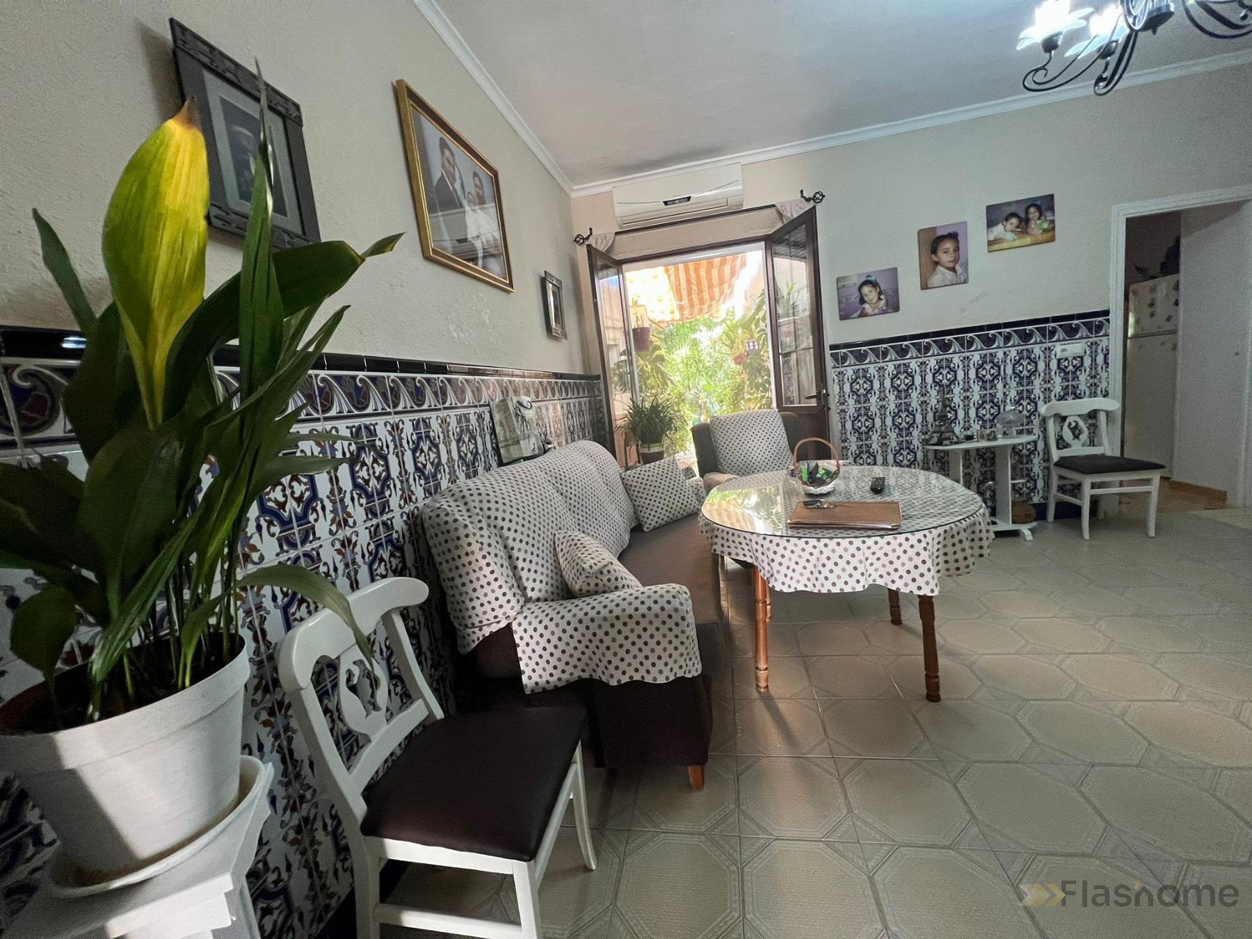 For sale of duplex in Santa Amalia