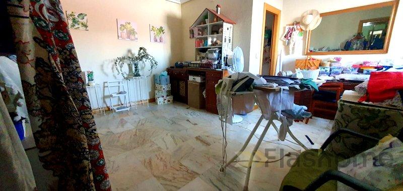 For sale of house in Badajoz