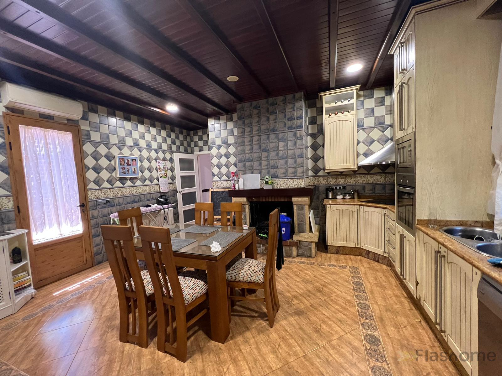 For sale of chalet in Medellín