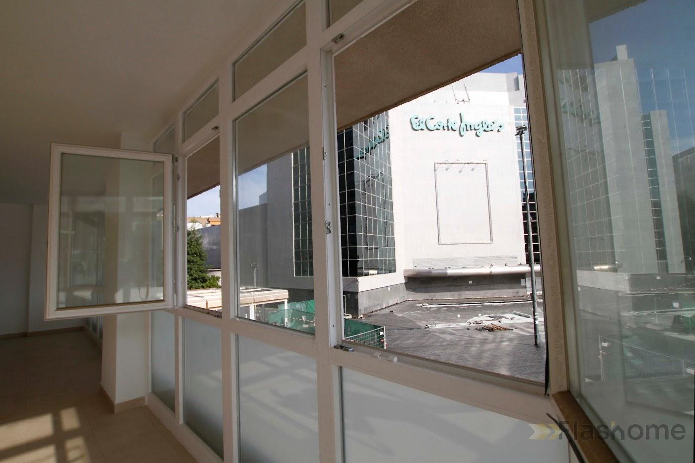For sale of commercial in Badajoz