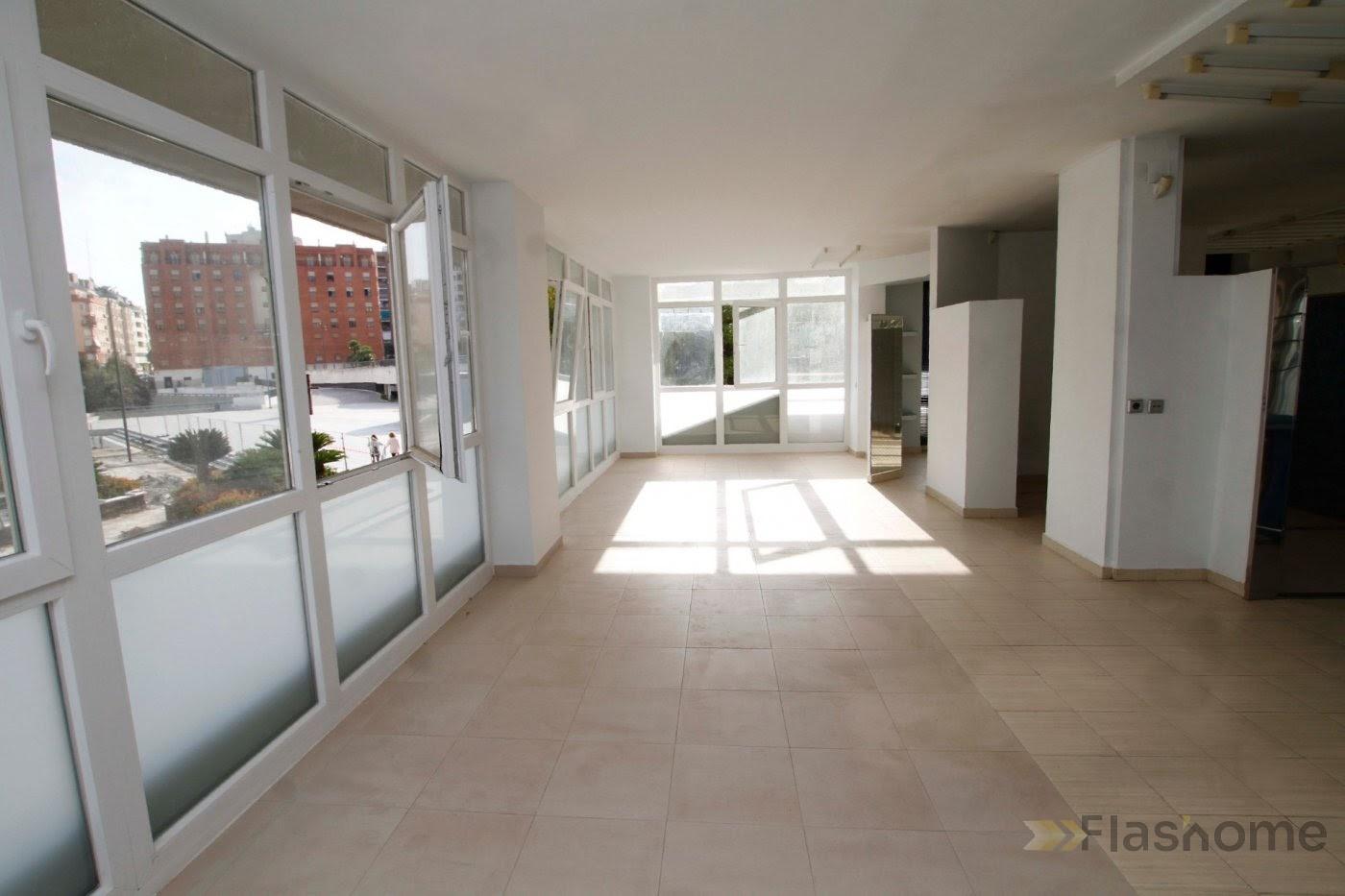 For sale of commercial in Badajoz